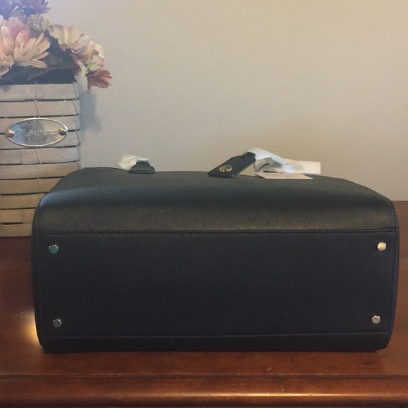 Kate Spade ♠️ Cameron Black Laptop Tote - Picture 9 of 13